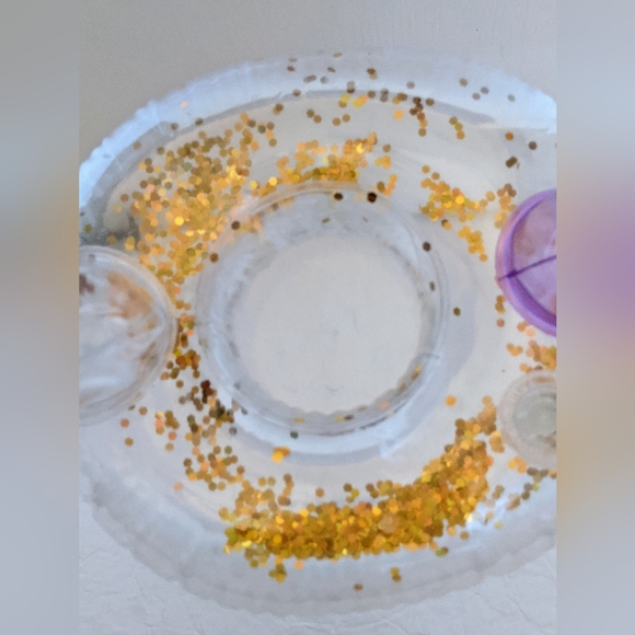 Inflatable Glitter Unicorn For Barbie Dolls - Picture 8 of 11